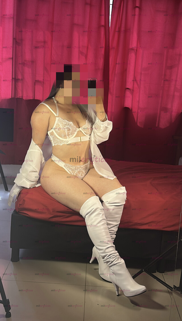 FOTOS DE JOVEN ATRACTIVA, CARIÑOSA Y MUY COMPLACIENTE