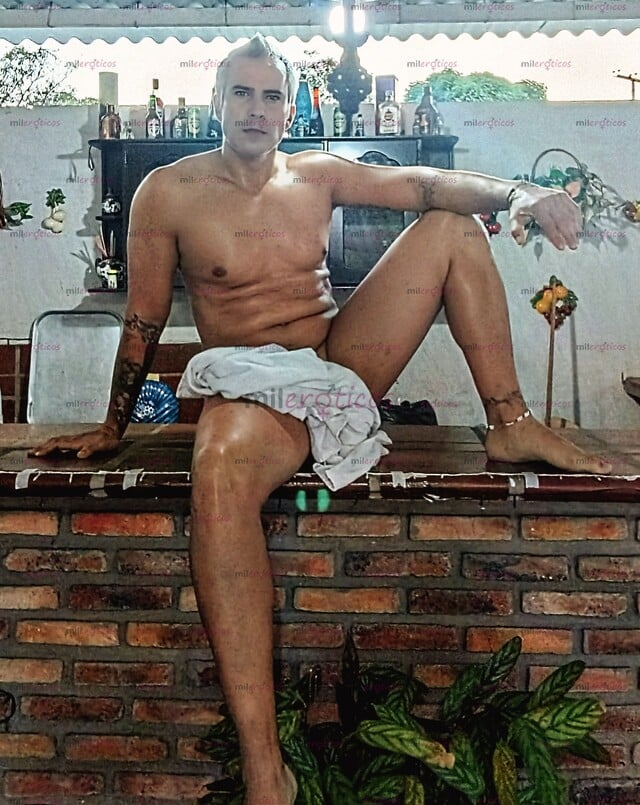 FOTOS DE MAIKEL CASHXXL VENEZOLANO MUY CALIENTE Y DIVERTIDO, ME ENCANTA EL SEXO.