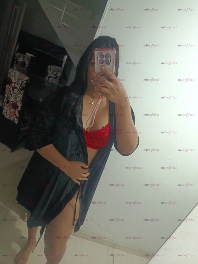 FOTOS DE MORENAZA CALIENTE EXPERTA EN SATISFACER TUS FANTASÍAS SEXUALES
