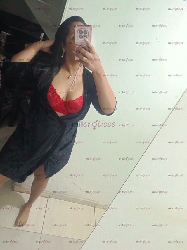 FOTOS DE MORENAZA CALIENTE EXPERTA EN SATISFACER TUS FANTASÍAS SEXUALES