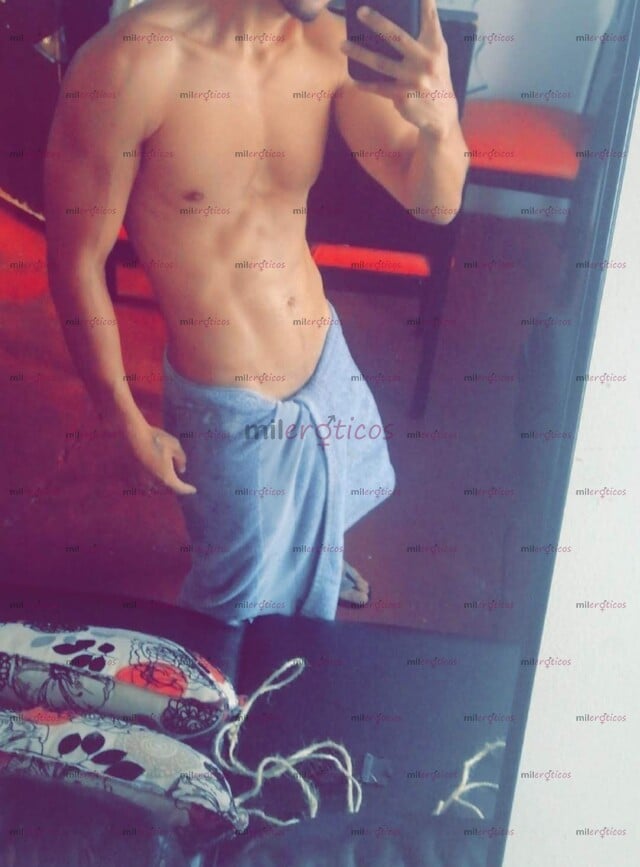 FOTOS DE JOVEN COMPLACIENTE APASIONADO POR EL SEXO