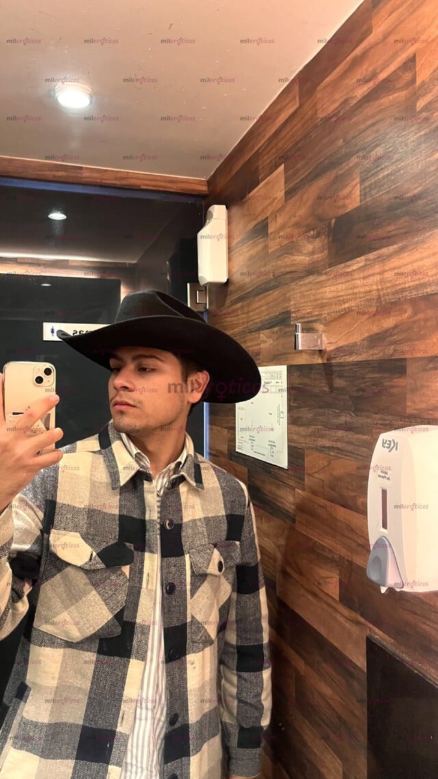 FOTOS DE JOVEN COMPLACIENTE PARA TI EN CUALQUIER MOMENTO.