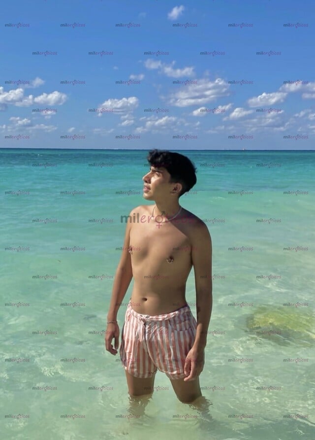 FOTOS DE CHICO PASIVO, ATENTO LISTO PARA SER TU TWINK PERSONAL