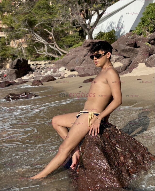 FOTOS DE CHICO PASIVO, ATENTO LISTO PARA SER TU TWINK PERSONAL
