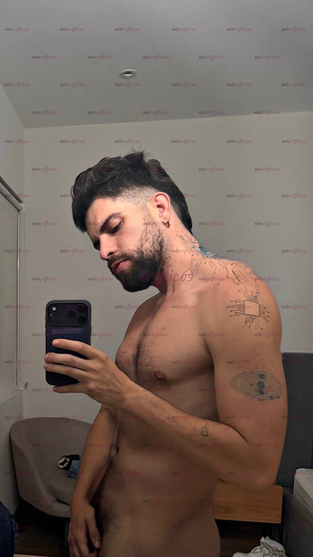 FOTOS DE BISEXUAL MACHO ACTIVO POLÍGLOTA PARA CUMPLÍR TUS FANTASÍAS