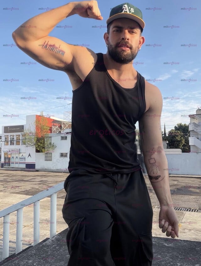 FOTOS DE BISEXUAL MACHO ACTIVO POLÍGLOTA PARA CUMPLÍR TUS FANTASÍAS