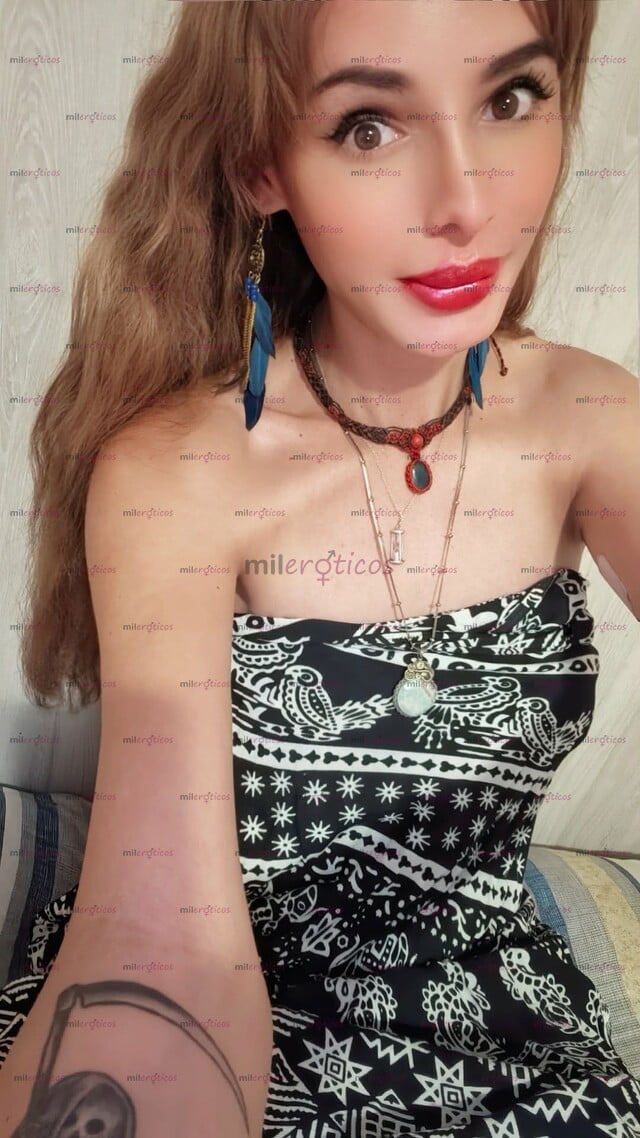 FOTOS DE TENGO TODO LO QUE NECESITAS JUGETES Y MÁS CARIÑO