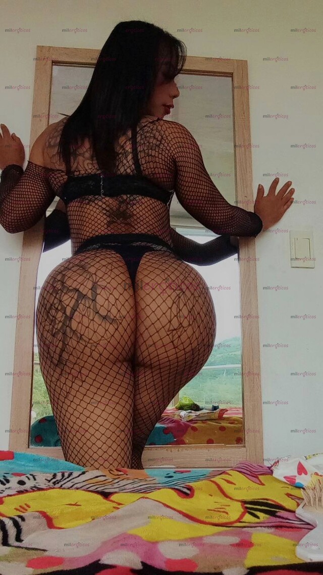 FOTOS DE CULONA TATUADA VEN Y VE COMO REBOTAN MIS NALGAS EN TU PENÉ QUE RICO
