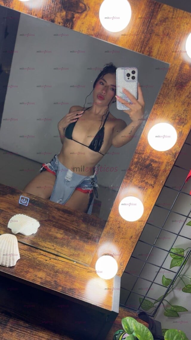 FOTOS DE PAISITA PELI NEGRA CRESPA CON UN RICO CULO NATURAL