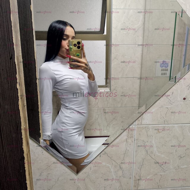 FOTOS DE TU FLACA MORENA EXÓTICA CON HUESO MATADOR