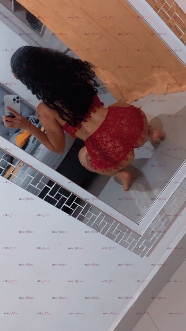 FOTOS DE EXQUISITO BOMBÓN DISPONIBLE PARA SATISFACER TUS DESEOS