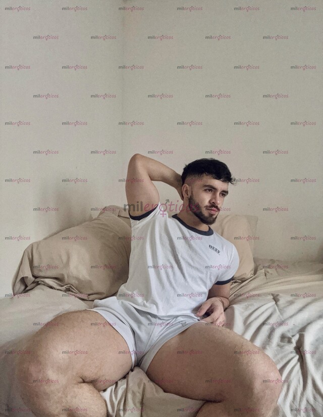 FOTOS DE JOVEN EXTRANJERO CALIENTE , MORBOSO Y VERSÁTIL