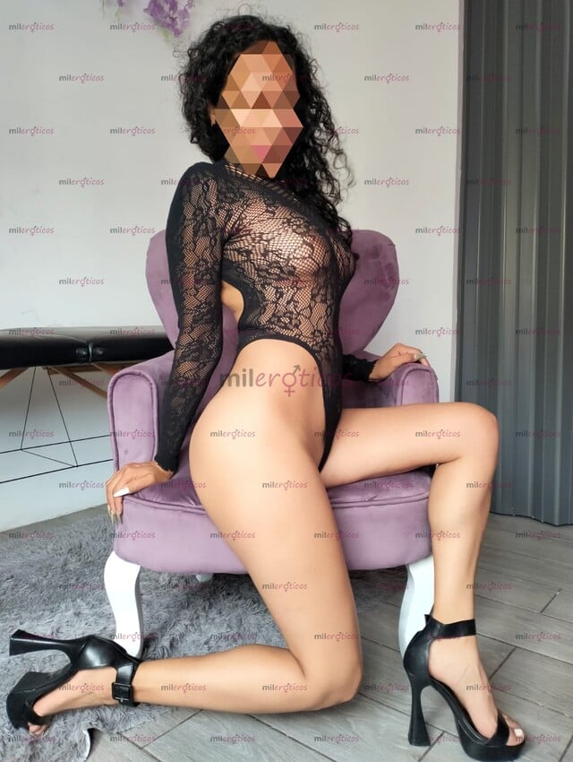 FOTOS DE LINDA, SENSUAL, PIEL CANELA, DISPUESTA PARA CONSENTIRTE