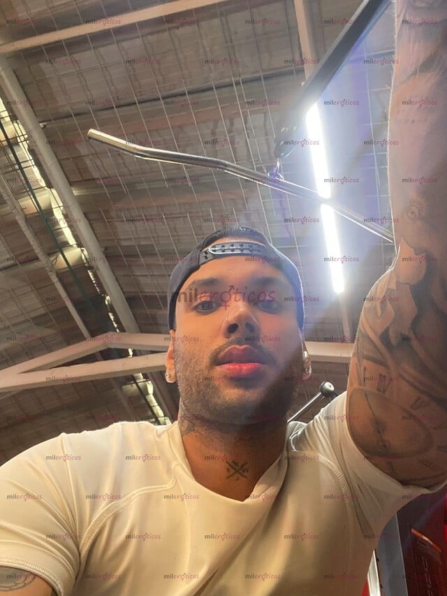 FOTOS DE MAN ALTO TATUADO FULL COMPLACIENTE Y AFRODISIACO. TEUSAQUILLO