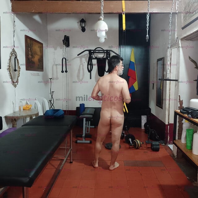 FOTOS DE MASAJES Y MASAJISTA VARONIL DE 62 AÑOS PASIVO BARBA BLANCA BUENOS AIRES MEDELLIN