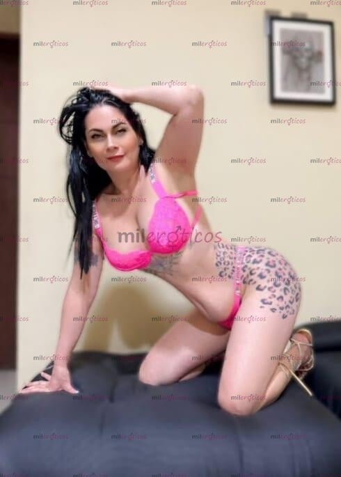 FOTOS DE COLOMBIANA VENGO DE PASO MUJER BONITA Y UN BUEN SERVICIO
