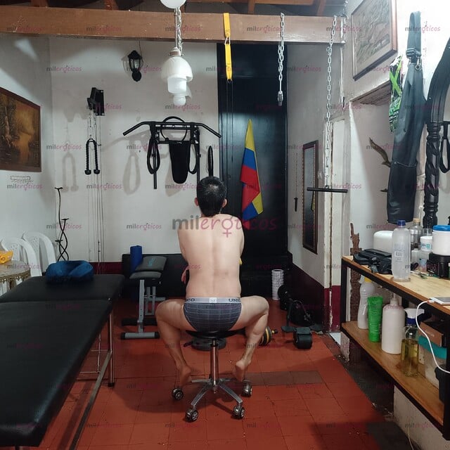 FOTOS DE MASAJES Y MASAJISTA VARONIL DE 62 AÑOS PASIVO BARBA BLANCA BUENOS AIRES MEDELLIN
