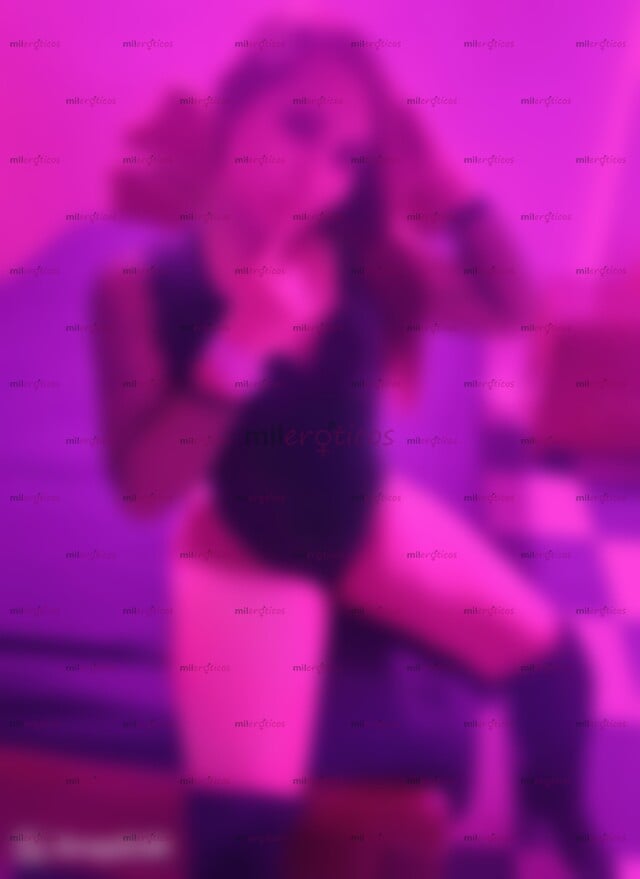 FOTOS DE MI MAMÁ SE FUE A TRABAJAR Y YO ESTOY SOLITA ME LLAMO