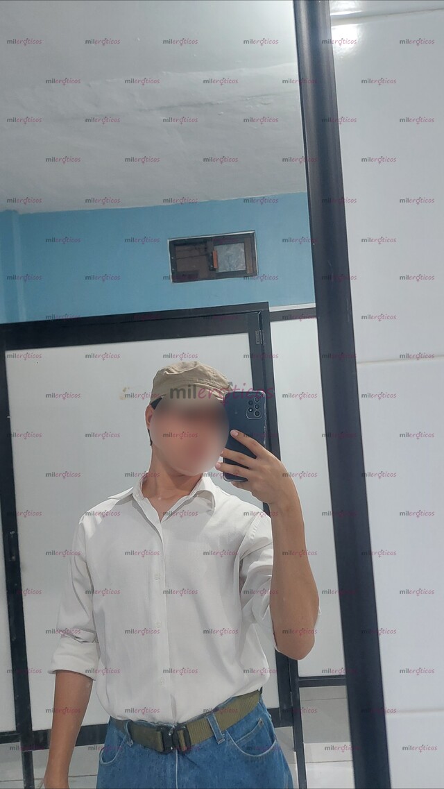FOTOS DE GUERO ESBELTO VERGON Y NALGON, LISTO PARA DARTE PLACER