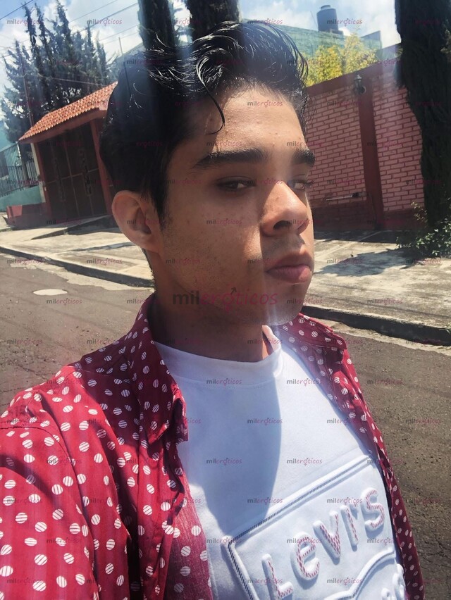 FOTOS DE JOVEN DE 23 AÑOS GAY, DISPONIBLE PARA TUS FANTASÍAS, ACOMPAÑAMIENTOS, DISCRETO