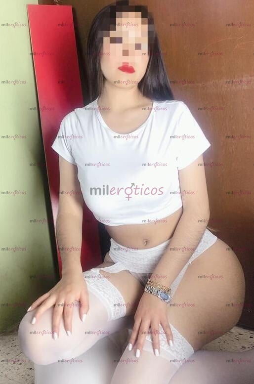 FOTOS DE NUEVESITA ..NALGONA.TETONA 18 AÑITOS .INICIANDOME...ESTRECHITA..MOJADITA..FOGOSA