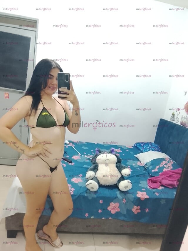 FOTOS DE SOY AXLY DISPONIBLE POR POCOS DIAS VEN Y DISFRUTEMOS DE UN RICO SEXO