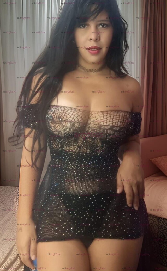 FOTOS DE ¡MI TANGA MOJADA Y MI CULO TEMBLANDO SOLO PARA TI, PAPI! ¿TE LA VAS A JALAR O M