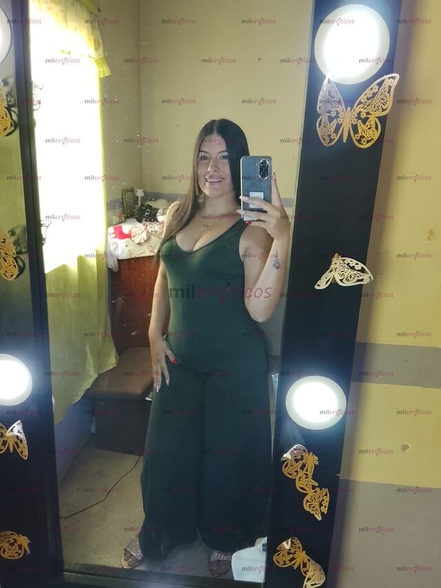 FOTOS DE SOY AXLY DISPONIBLE POR POCOS DIAS VEN Y DISFRUTEMOS DE UN RICO SEXO