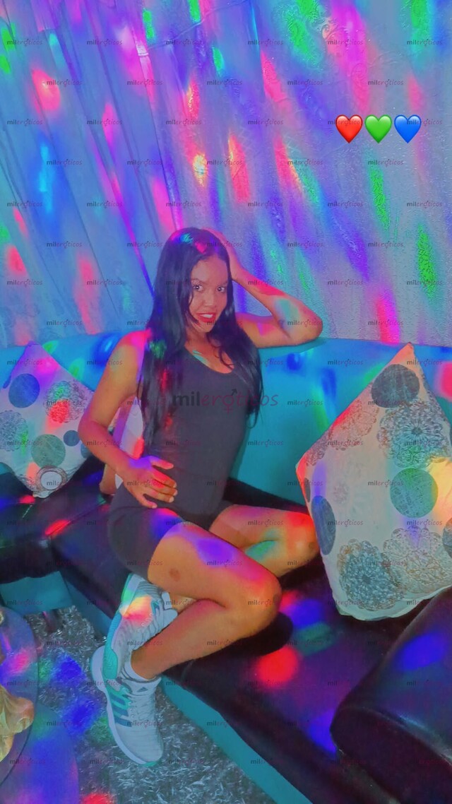 FOTOS DE HOLA MIS AMORES ME LLAMO CRISTINA MIS AMORES