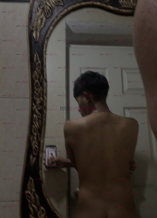 FOTOS DE HOLA SOY EIDAN, SOY VERSATIL, MANDEN MENSAJE POR WHATSAPP