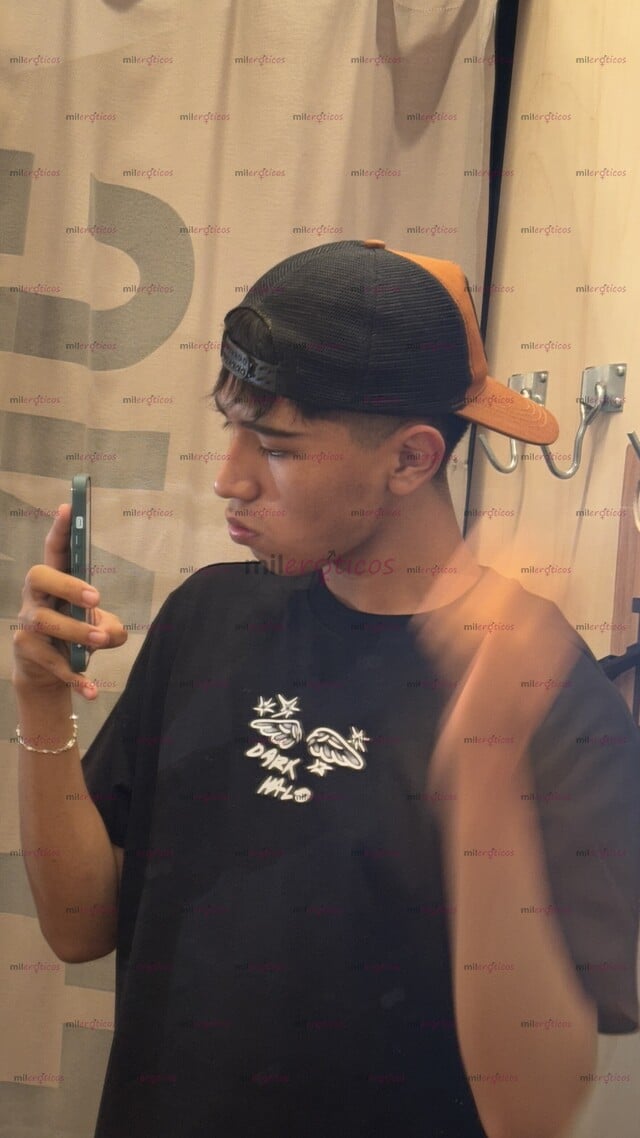FOTOS DE HOLA SOY EIDAN, SOY VERSATIL, MANDEN MENSAJE POR WHATSAPP