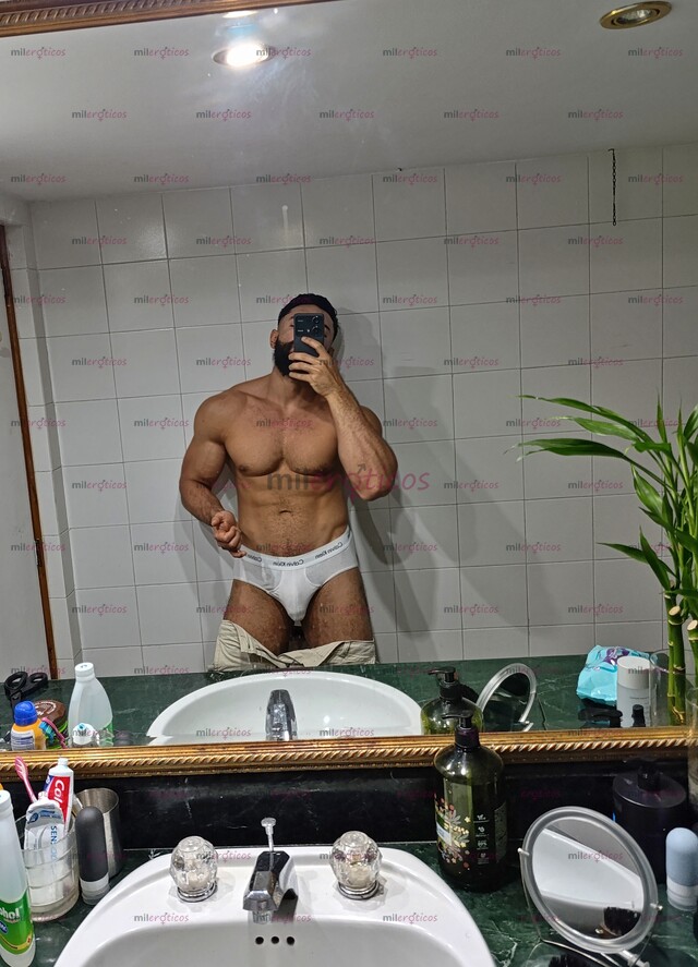 FOTOS DE MACHO VERGON 20 CM PELUDO, SERIO Y RESERVADO. REALIZO SALIDAS