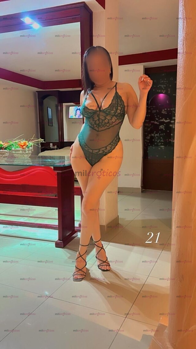 FOTOS DE SARAH ,INDEPENDIENTE,BUEN CUERPO , RICOS PECHOS , MUY SEXY
