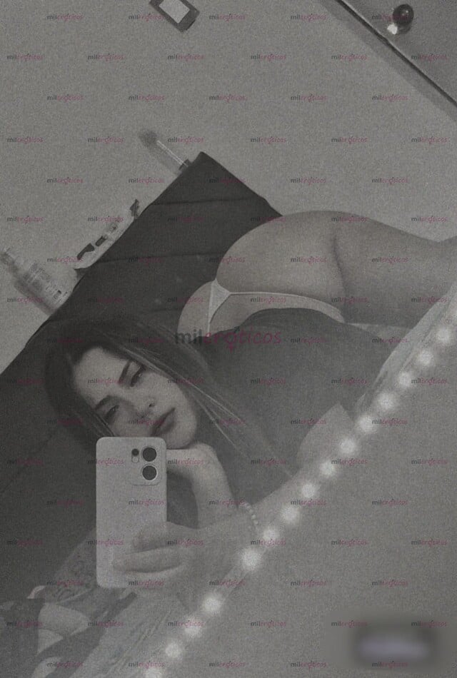 FOTOS DE HERMOSA JOVENSITA DE JUGOSA VAGINA HUMEDA RICA Y APRETADITA