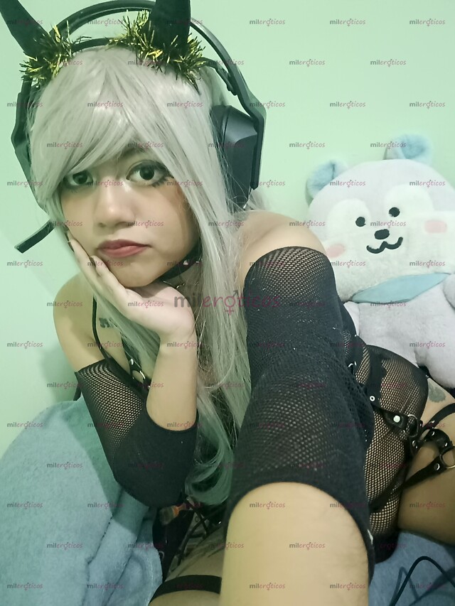 FOTOS DE DE NUEVO EN TU CIUDAD JOVENCITA COSPLAYER CON LUGAR
