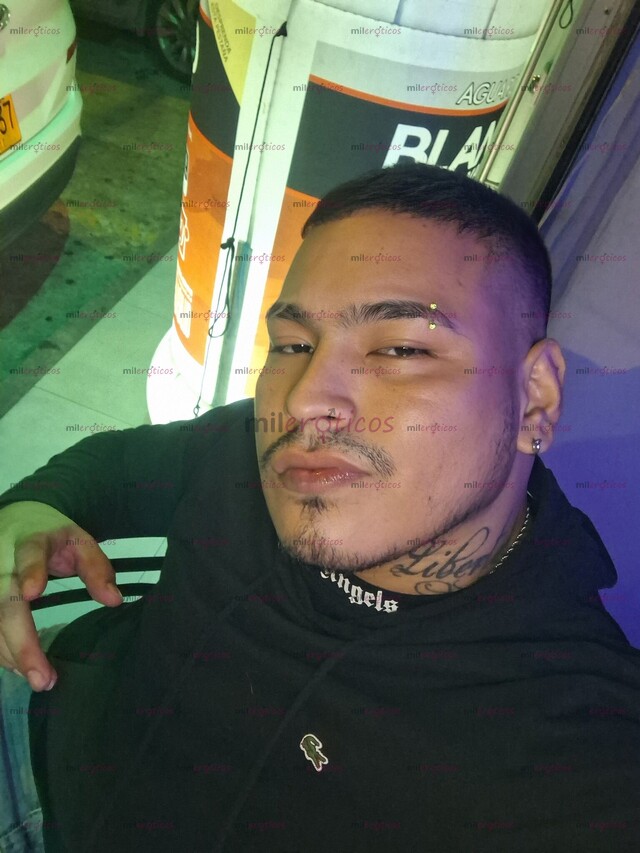 FOTOS DE PARCERO SERIO BISEXUAL EN LA CIUDAD, ARRECHO VERSATIL