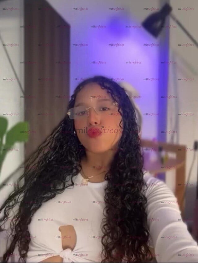 FOTOS DE BEBA DE 18 AÑOS DISPUESTA A SACIAR TUS GANAS