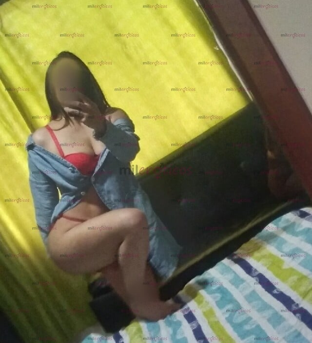 FOTOS DE HOLA AMORES SOY JULIANA ESCRÍBEME 3160614921
