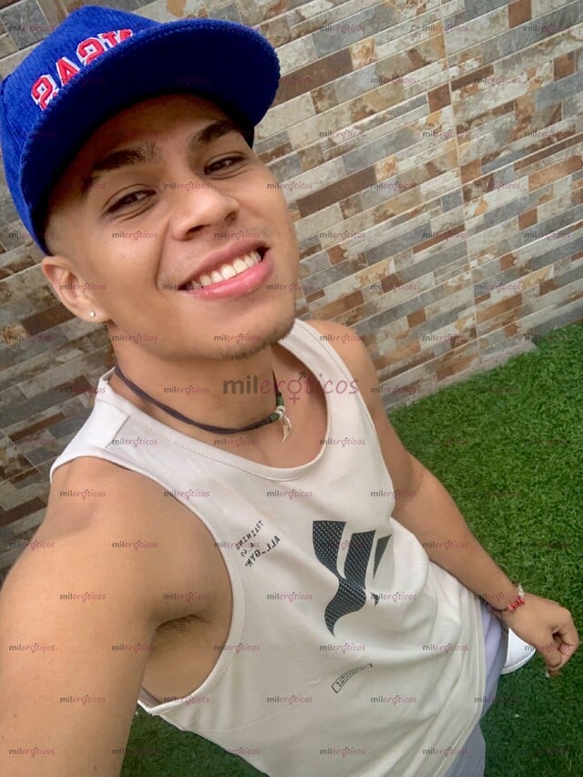 FOTOS DE CALEÑO XXL DE PASO CON GANAS DE MUCHO SEXO Y DIVERSIÓN!
