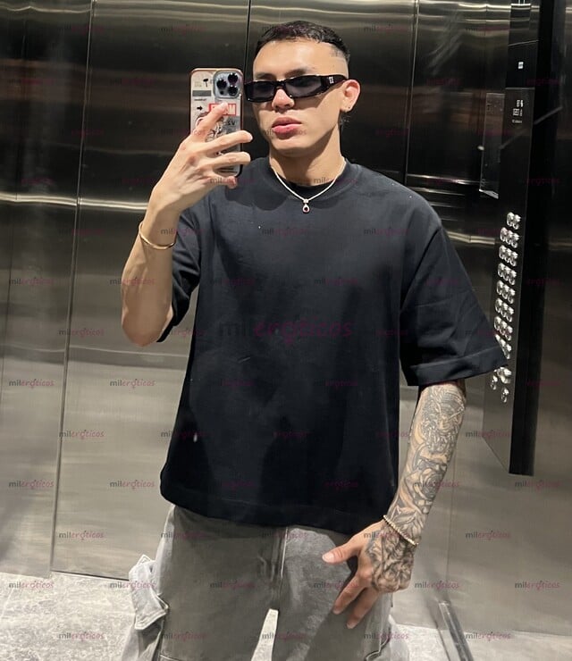 FOTOS DE CHICO VERSÁTIL AMABLE Y DISPONIBLE EN TU CIUDAD