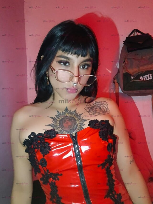 FOTOS DE EMMA HERMOSA JOVENCITA CON CURVAS DELICIOSAS GANOCITA