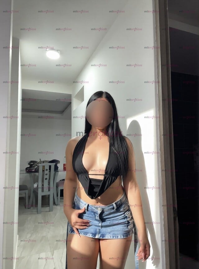 FOTOS DE CUERPO RIQUÍSIMO, PIERNAS POTENTES Y CULO PARA REBOTAR