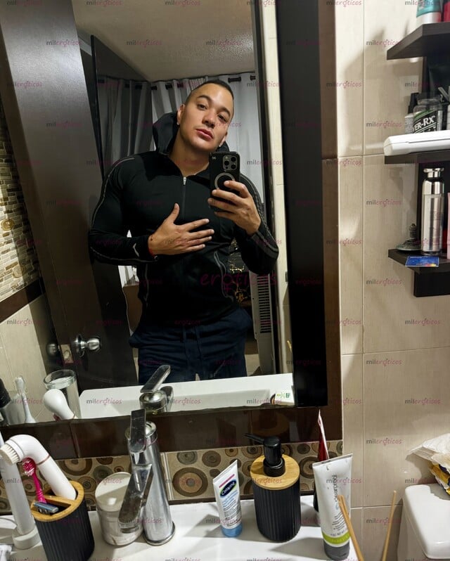 FOTOS DE HOLA MI NOMBRE ES ERIK 21 CM DE VERGA PARA TI NO TE ARREPENTIRAS