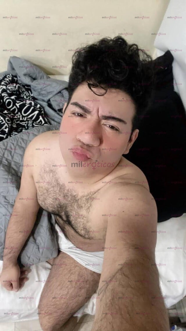 FOTOS DE LE HABRÁ DADO UN OSITO QUE LE GUSTA COGER MUCHO BESAR Y MAMAR