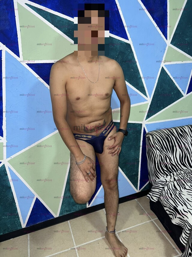 FOTOS DE SOY OSCAR, MASAJISTA EROTICO CON LA VERGA BIEN RICA DE 20 CM