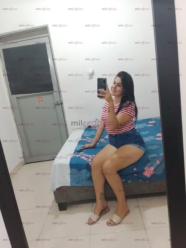 FOTOS DE SOY AXLY DISPONIBLE POR POCOS DIAS VEN Y DISFRUTEMOS DE UN RICO SEXO