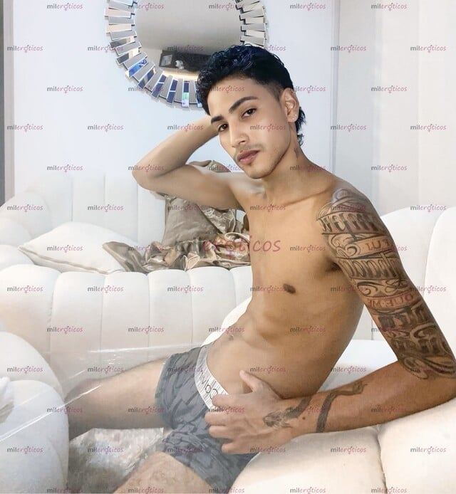FOTOS DE JOHN POLLO PINTA Y VERGON DISPUESTO A DARTE LA MEJOR EXPERIENCIA