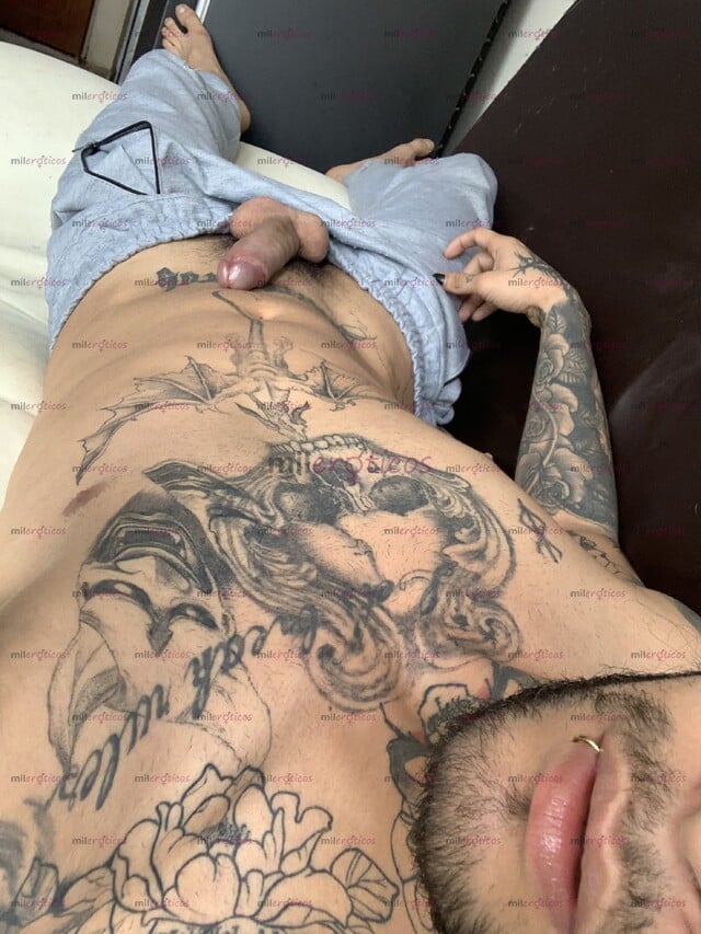 FOTOS DE TATUADO CON VERGA GRANDE GIGOLÓ PROFESIONAL BILINGÜE (ESPAÑOL
