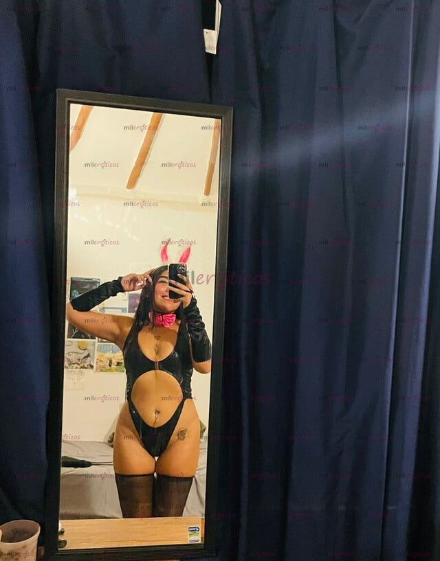 FOTOS DE TU MAYOR TENTACIÓN Y TU DESEO MÁS DULCE. PUEDO HACER QUE TODOS TUS SUEÑOS SE HAG