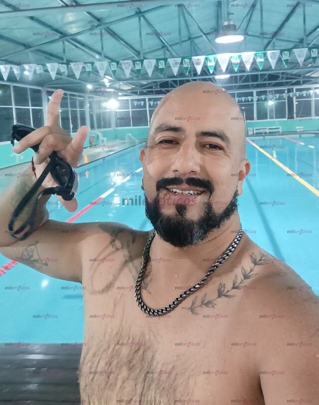 FOTOS DE DEPORTISTA CALIENTE Y COMPLACIENTE PARA ENCUENTRO ERÓTICO